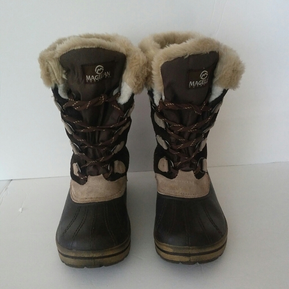 Magellan Outdoors Shoes - MAGELLAN DUCK BOOTS Sz 8.